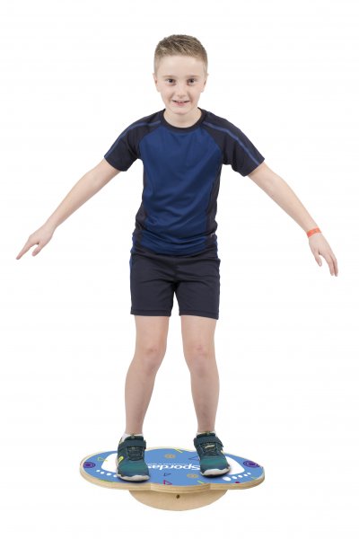kids wooden balance board (Spordas)