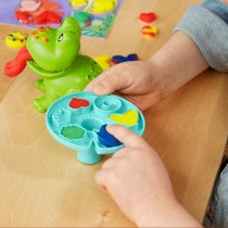 Play-Doh Frog ‘n Colors Starter Set with Playmat